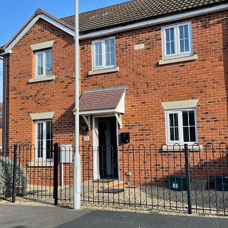 Stunning Large Detached Gloucester, 4 Beds, 3 Bedroom, 2 Bathroom Property, Nr Chelt, The Docks And Quays Sleeps 6 Zewnętrze zdjęcie
