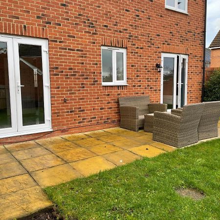 Stunning Large Detached Gloucester, 4 Beds, 3 Bedroom, 2 Bathroom Property, Nr Chelt, The Docks And Quays Sleeps 6 Zewnętrze zdjęcie