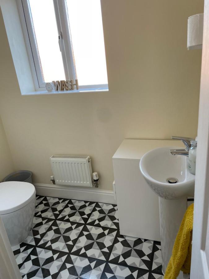 Stunning Large Detached Gloucester, 4 Beds, 3 Bedroom, 2 Bathroom Property, Nr Chelt, The Docks And Quays Sleeps 6 Zewnętrze zdjęcie